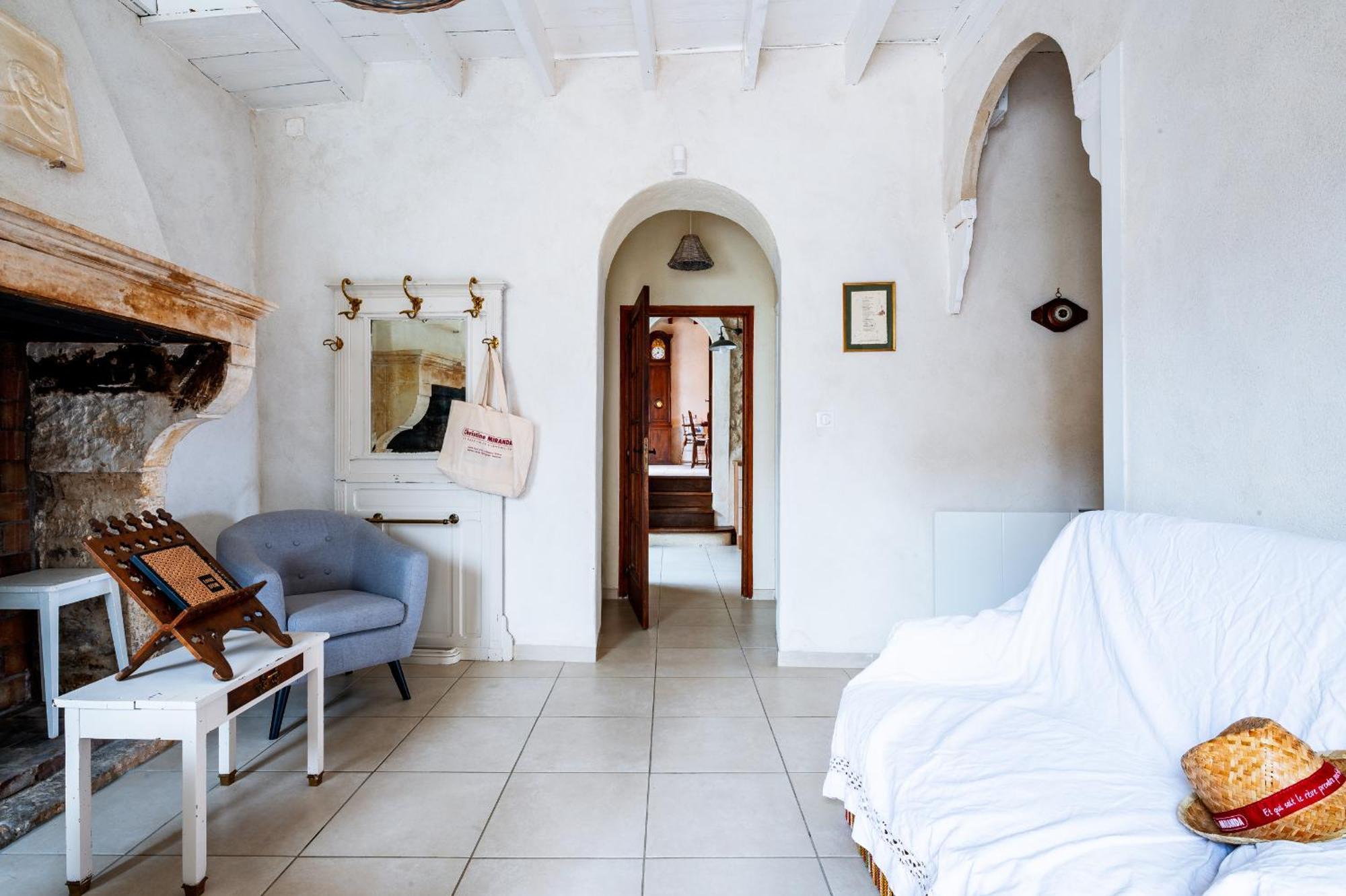 La Closerie D'Escalin Gite 12 Personnes Et Jacuzzi La Garde Adhemar Exterior photo