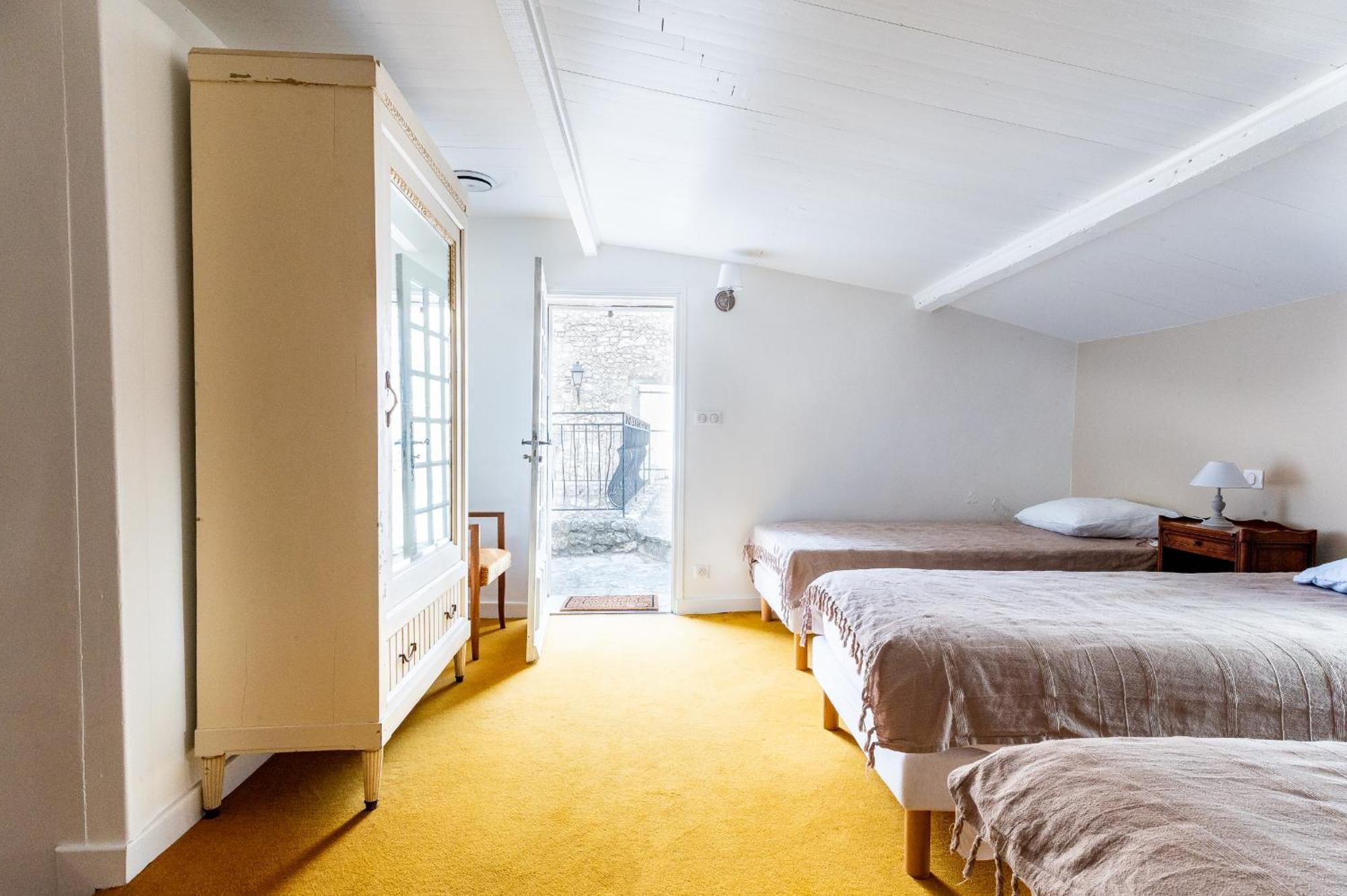 La Closerie D'Escalin Gite 12 Personnes Et Jacuzzi La Garde Adhemar Exterior photo