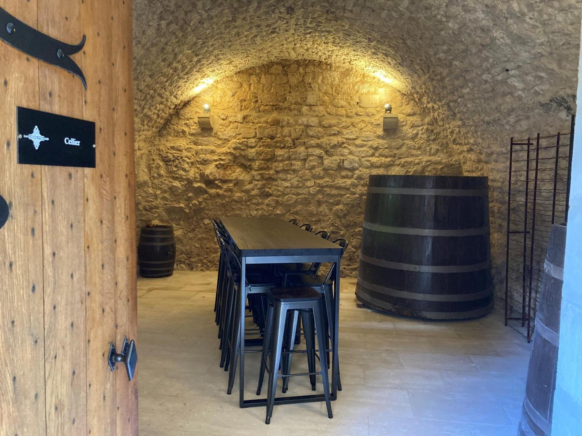 La Closerie D'Escalin Gite 12 Personnes Et Jacuzzi La Garde Adhemar Exterior photo